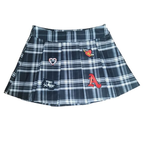 No Boundaries Black Plaid Pleated School Girl Mini Skirt Size Large 11-13 - Picture 1 of 3